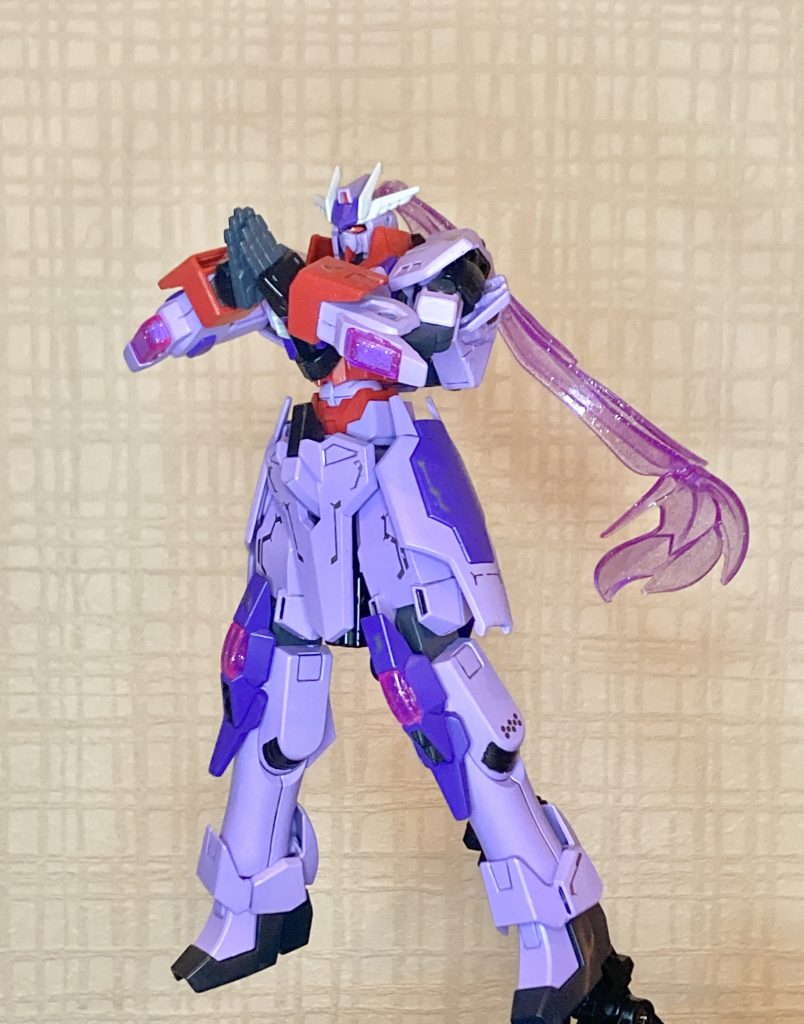 『銅四十グラム、亜鉛二十五グラム、ニッケル十五グラム、照れ隠し五グラムに悪意九十七キロで、私の暴言は錬成されているわ』平手パーツは鋼錬ネタを再現する為にあるのだと思ってしまう…。