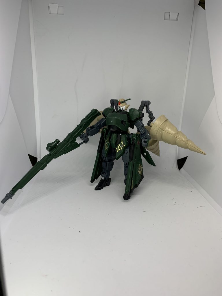 武装。デルタカイのビームライフルです。