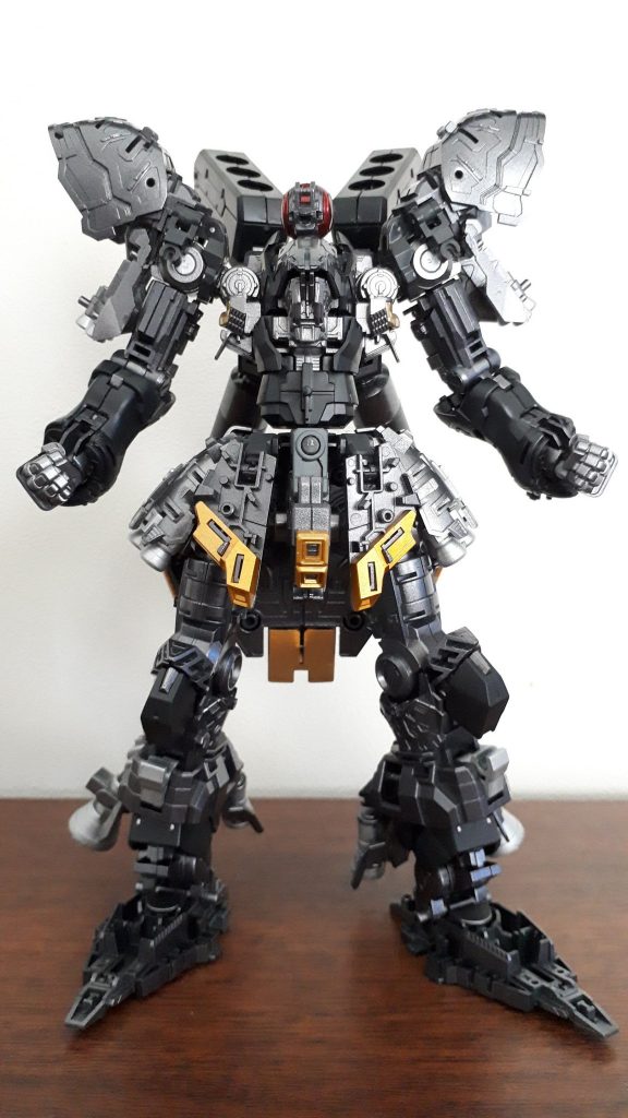 フレームだけでも、十分ごっつい！