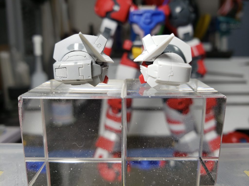 合わせ目に1mmのプラ板を挟んで延長