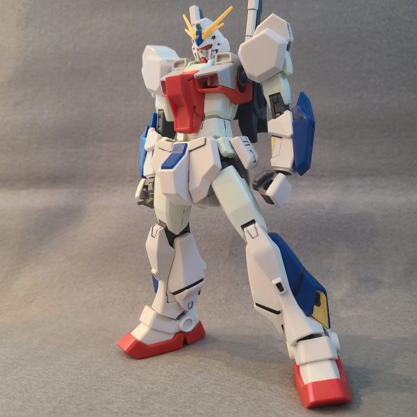 HGBF GM/GMとHGUCガンダムトリスタンの定番ミキシングです。ガワラ曲げが気に入って製作していましたが、現在は無期限の製作中断です。