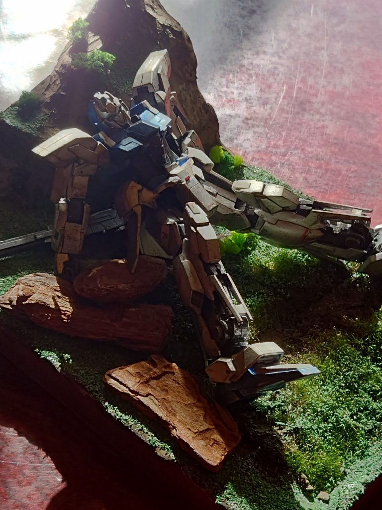 初ジオラマ。材料は全て百均で揃えました。