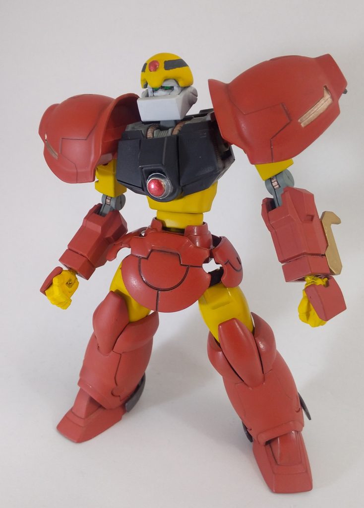 上半身はガルバルディリベイク、下半身はデスアーミー、頭部はユニコーンガンダムをベースにしてヘルメットとフェイスガードを被せました。