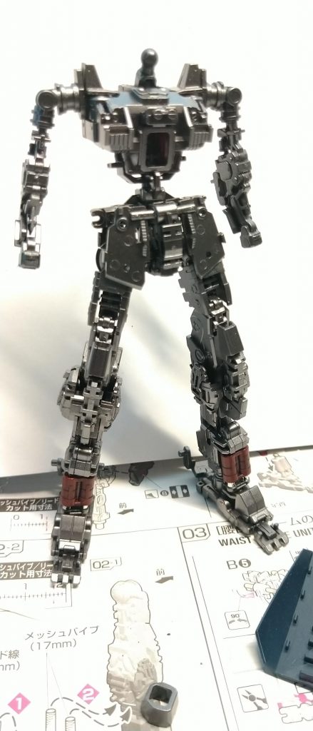 今回フレームをガイアノーツのフレームメタリックで塗装しました。とても金属感が出て気に入りました。