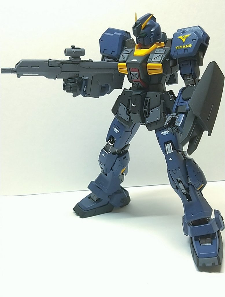 アサルトライフル＋シールドライフルはコトブキヤのパーツそのままです。