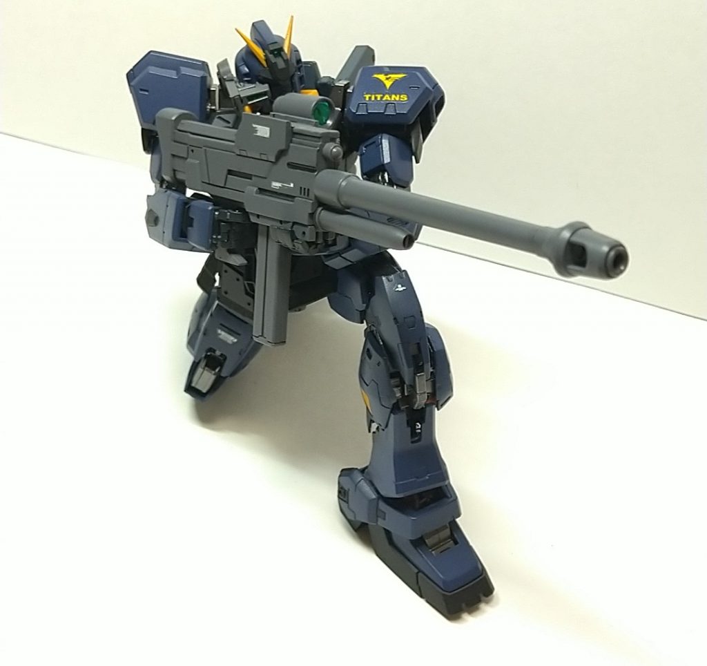 スナイパーライフルいろんなジャンクパーツを組み合わせて作りました。