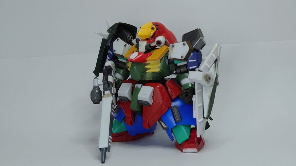 全身作り終わった状態です。二の腕アーマーはHGのフルグランサのパーツ。顔と肩のコードはメッシュワイヤーを使用。シールドのバルカン部分はグシオンリベイクフルシティの足首パーツ。