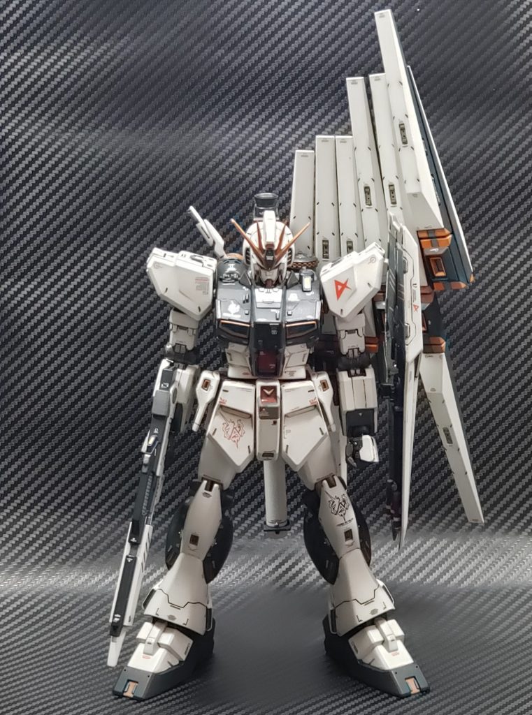 νガンダム　旧MG–2枚目/制作者：筆塗りの：こんぴ