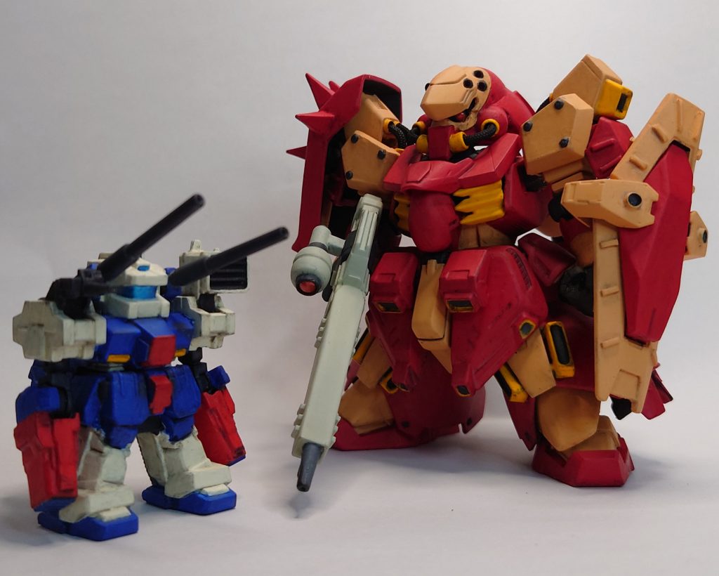 同時期に塗装したロトと。サイズ差的にはちょうどよいかんじ。