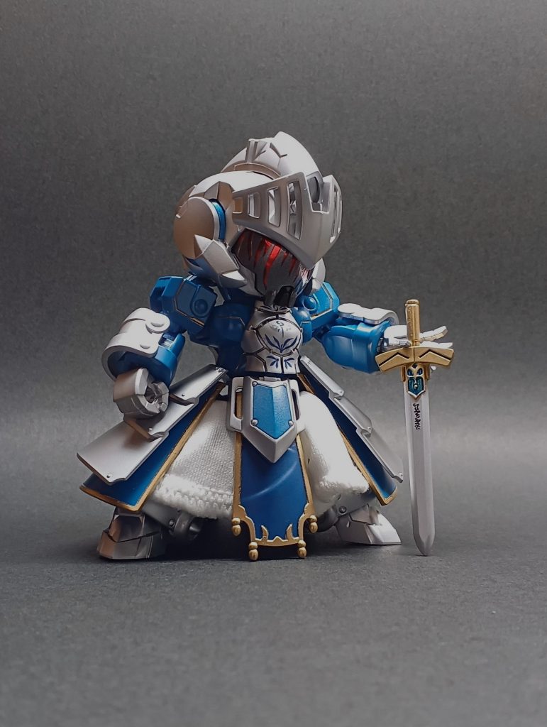 ヴァルキランダーのギミックを活かして、簡単オルタ風の面も作りました。