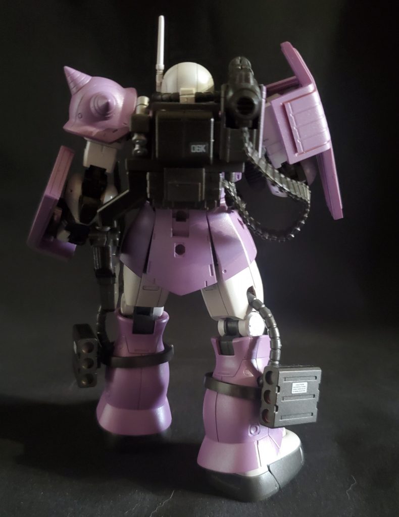 両足ミサイルポッドはザク地上戦のものを使用。