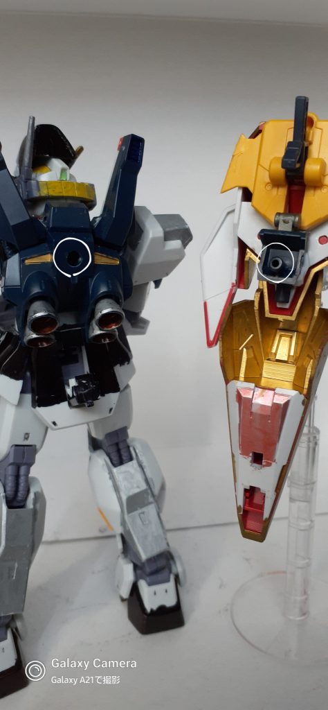 この○のジョイントでくっついています。