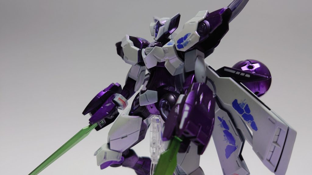 デカールもアシカのプリズムブルーデカールなので輝きますね