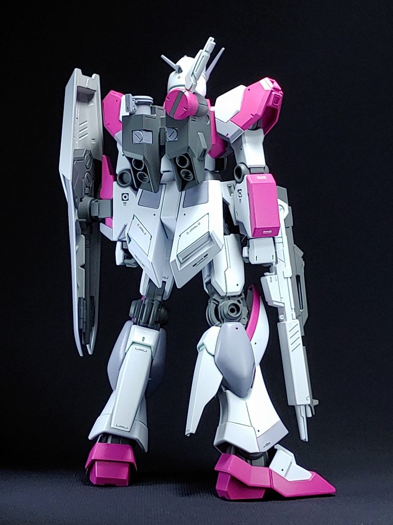 EG νガンダム–4枚目/制作者：YAKISOBA