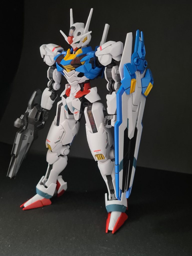 基本色から大きくは色は変えていないです。