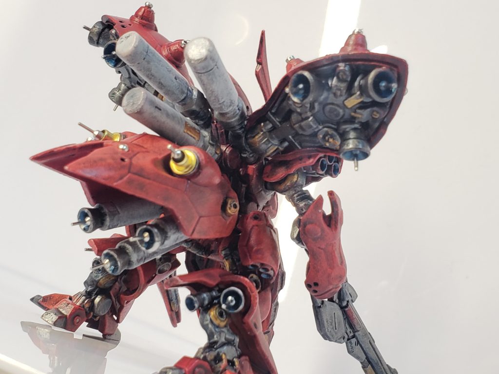 個人的にナイチンゲールは後ろ斜めから見るのが一番好きです。