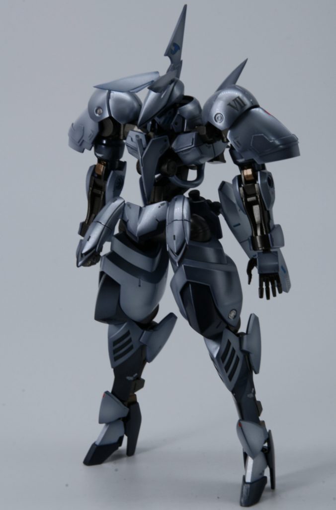 ■工作内容・ディテール彫り直し、エッジ出し・ディテールアップ　少々・太腿、武器のミキシング