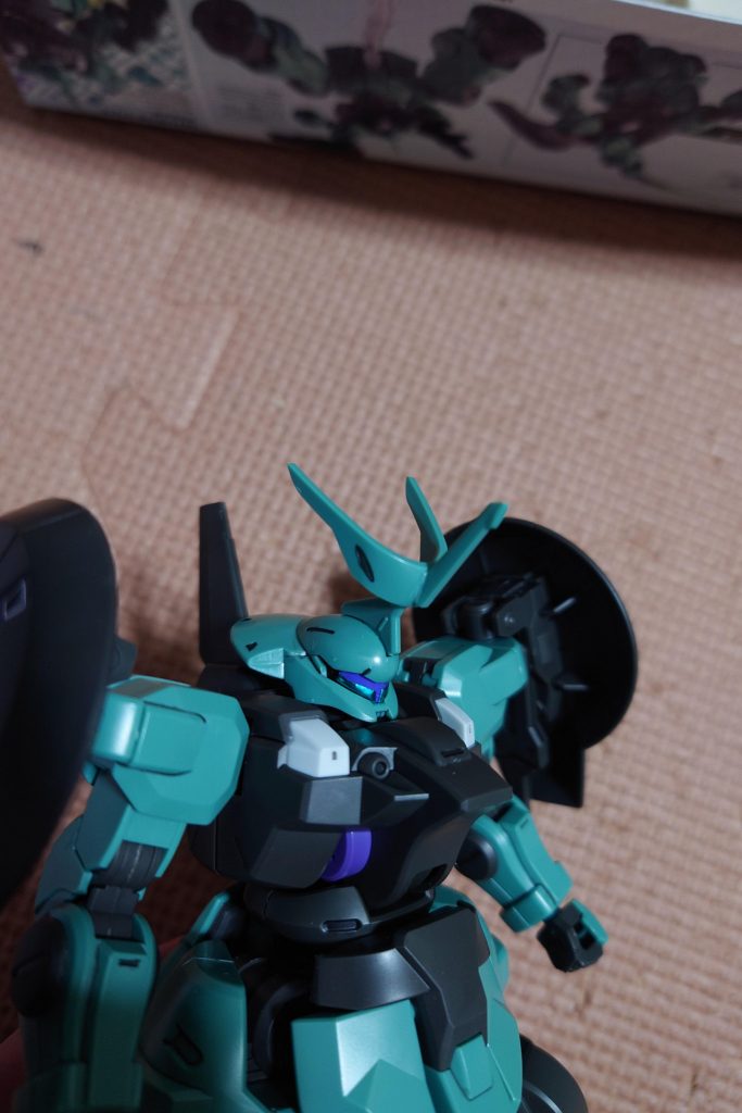 接着したばかりのツノ