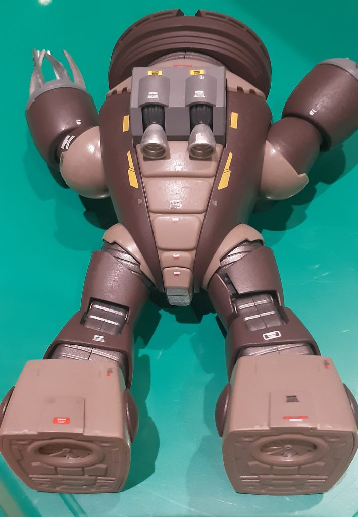 失敗…何故か…脚割れる…