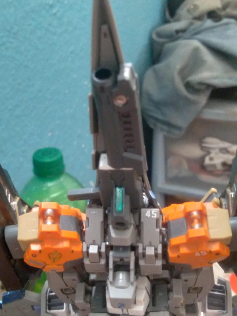 This is the weapon. I glued the barrel from the rabiots rifle to make a cool weapon
