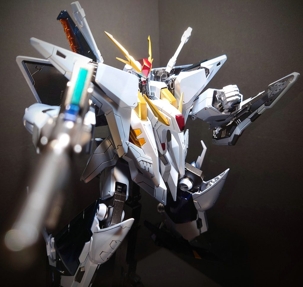 スターブライトアイアンに関しては、最初吹いた際に「思ってたんと違う!?」となったのですが、漢字に直せば納得でした。Star Bright Iron=星（の様に）輝（く）鉄（クロガネ）ですね。ＹＡＩＢＡを思い出しました。とても良い色です。もう無くてはならないです。