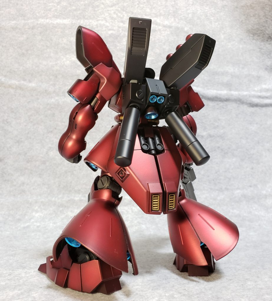 後ろ◎バーニア派手派手にしたら喜ぶかなーと思ったんですがあんま見えないんだなこれが_( _´ω`)_腕部、腰横、脚部なんかはチラ見えしやすいようにカバーになってる部分を削ってもよかったな〜と思ったり…まぁ結果的にはめちゃめちゃ喜んでくれたので作ったかいがありました( ´ω` )次は…作りかけのリックディアスさんでも完成させようかな◎見てくださった方々、ありがとうございましたm(_ _)m