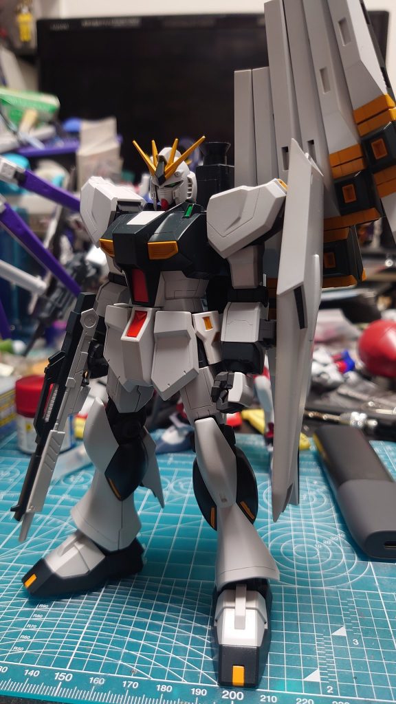 つや消しとデカール貼る前部分塗装、塗り分けが面倒と言う...(:3_ヽ)_デカールも貼る時に結構ズレたり破れたり(´・ω・`)