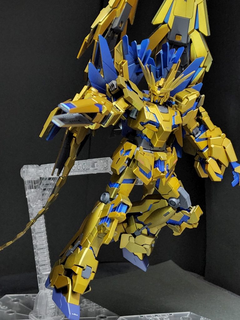 MGと比べると形態は安定してますが、下半身の可動ががが右足の付け根ポロリはユニコーン系の病気のようです…