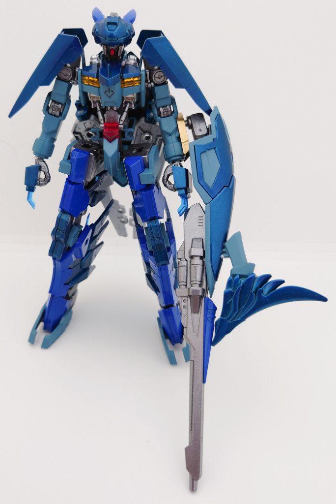 前面バルバトスをベースにフレームアームズのヴァルチャーの足をミキシングしました。