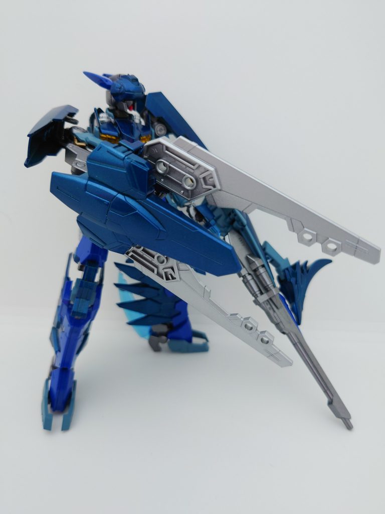 武器③背中のシザーウイング