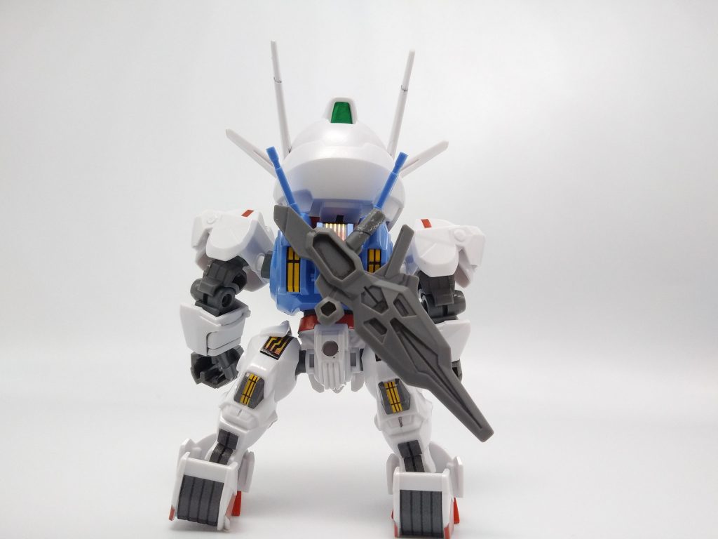 銃を背負うこともできるのが良い。細かいですが個人的にこういうの好きです。