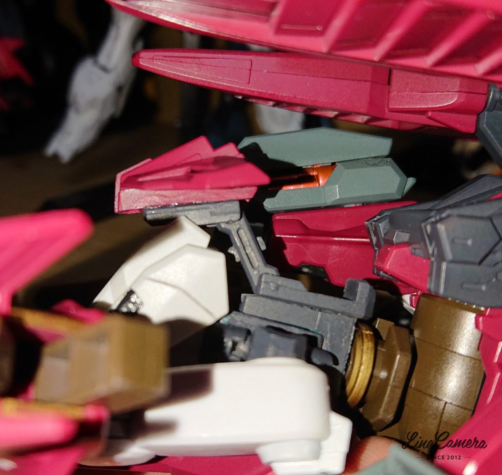 腰の部分も後方へ可動できるように改造。つたない写真ですが、最後までご覧いただきありがとうございました🙇