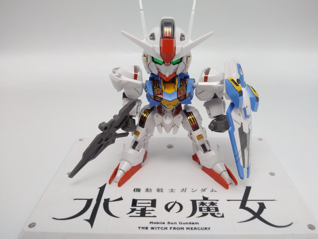 せっかくなのでイベントでもらった台座に乗せました。満足です。ベース販売の台座はお迎えできなかったので..アニメもプラモもますます楽しみ!無理のない範囲で、出会えた子達を完成させていきたいですね。ここまで見てくださりありがとうございました!