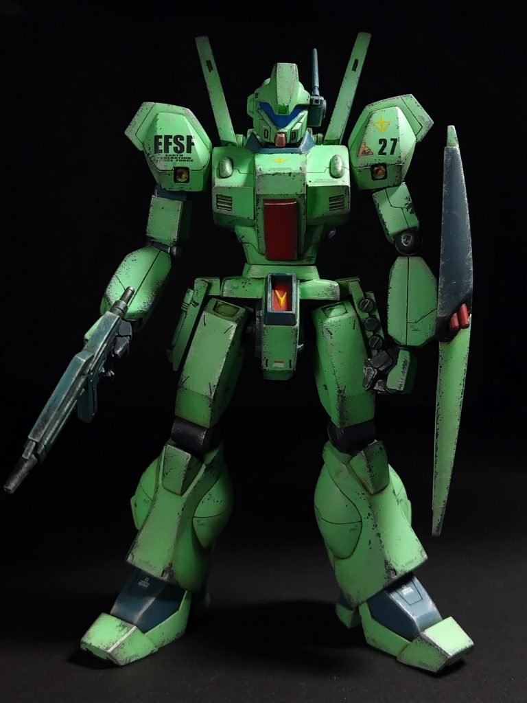 カラーはほぼ設定通りですが、緑が少し濃かったかな。ウェザリングとスポンジチッピングとドライブラシして、トップコートで仕上げ。