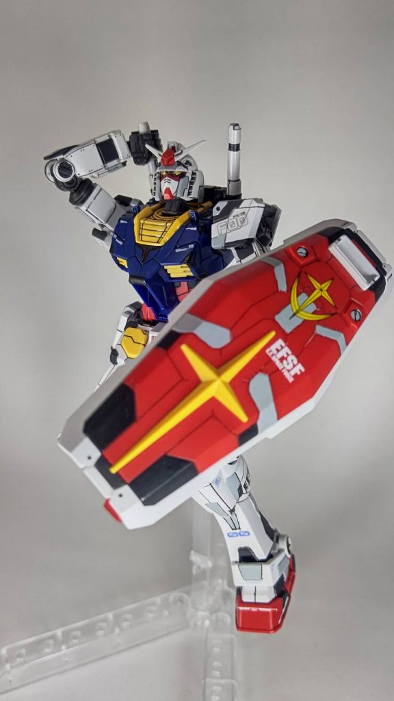 RX-78F00 ガンダム–3枚目/制作者：いやほん