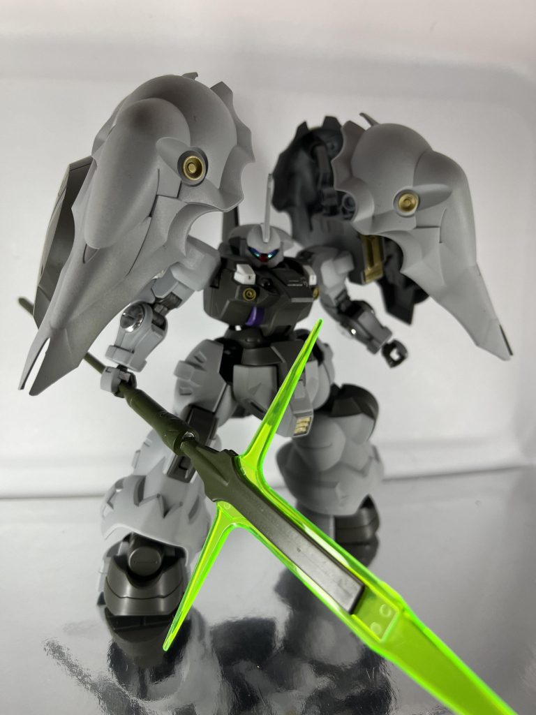 竹槍パルチザン竹槍訓練でお嫁さんは銃後の守りも完璧!グエルCEOが自機の武器を持たせたかったという噂も…彼シャツならぬ彼槍ですね(´・ω・)スレッタ『1話でエアリアル弾き飛ばしたやつじゃないですか!訳わかんないですっ!