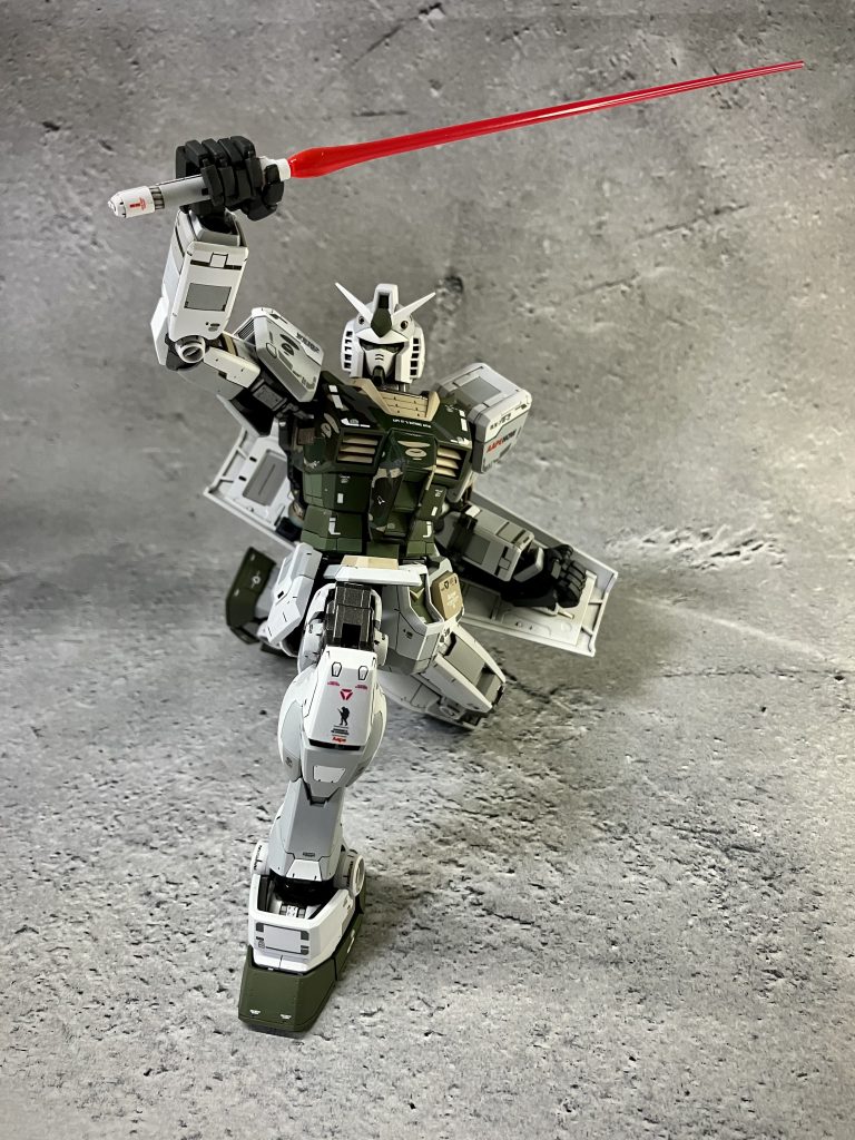 MG ガンダム AAPE RX-78-2 GUNDAM GRN-CAMO  AAPE BY A BATHING APE コラボレーション–3枚目/制作者：モリラボ