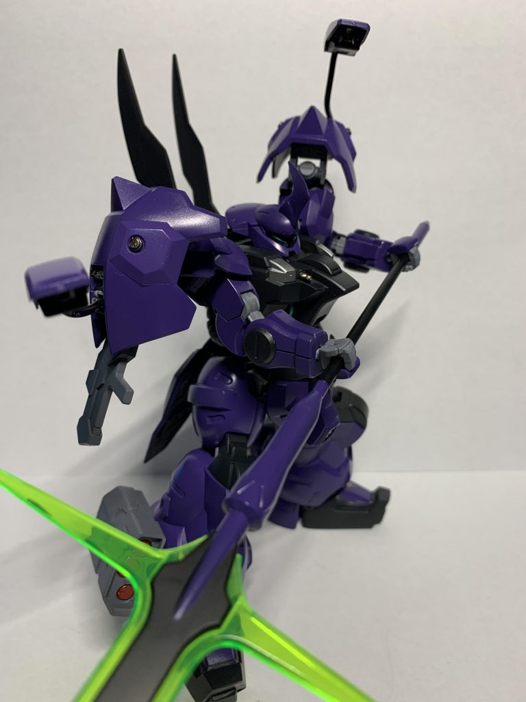 方のアーマー部をファンネル的な感じで作って見ました。