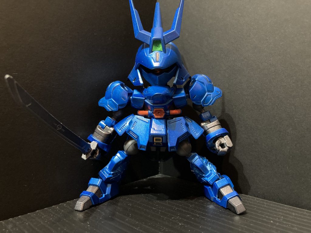 細かいパーツにオレンジ使うことでニックスカラーを忍ばせる