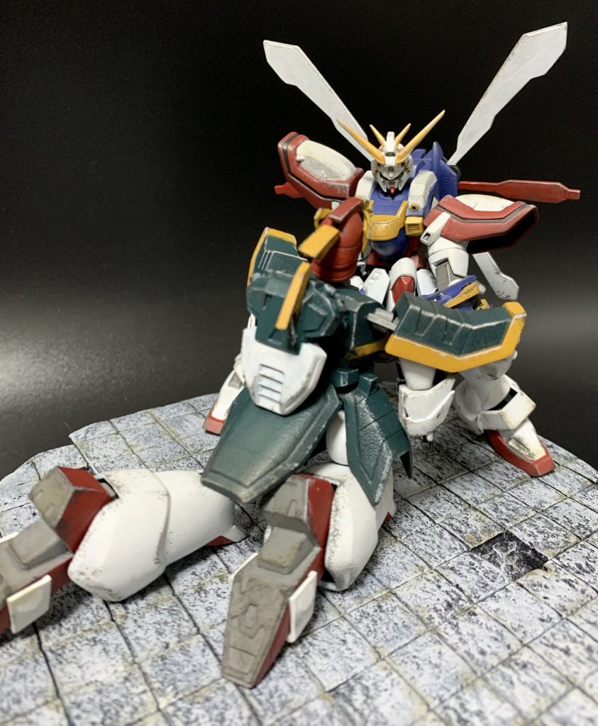 過去作で1番物足りなかったのは、土台が無かった事でしょう。最近覚えたスチレンボードを使った簡易ジオラマです。