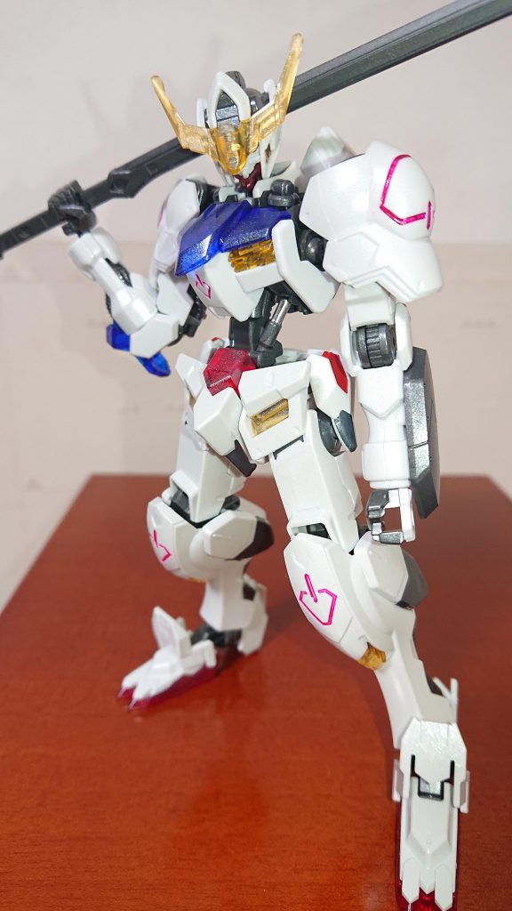 パール塗装の後で、つや有りクリアーです♪全体的にちょっとキラりました♪