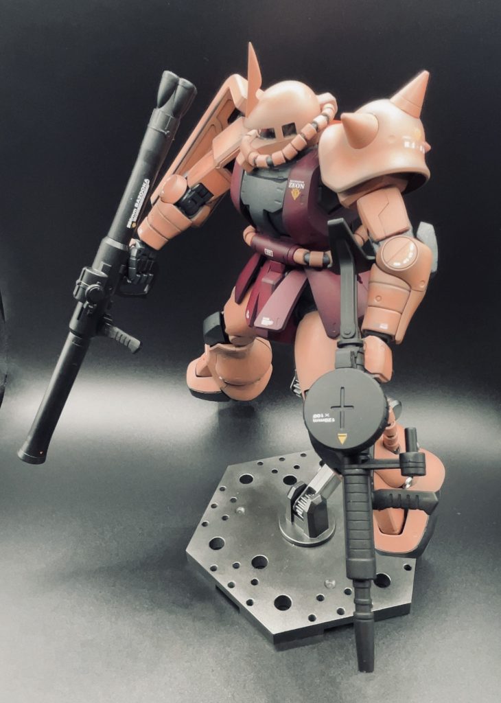 MG MS-06S シャア専用ザクver.2.0–4枚目/制作者：秋月ロッテ