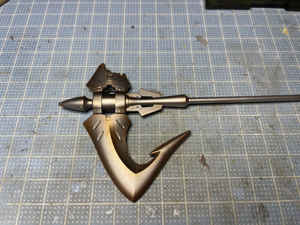 グラデーション塗装完了後にクリアーブラックを全体的に吹いて完成。