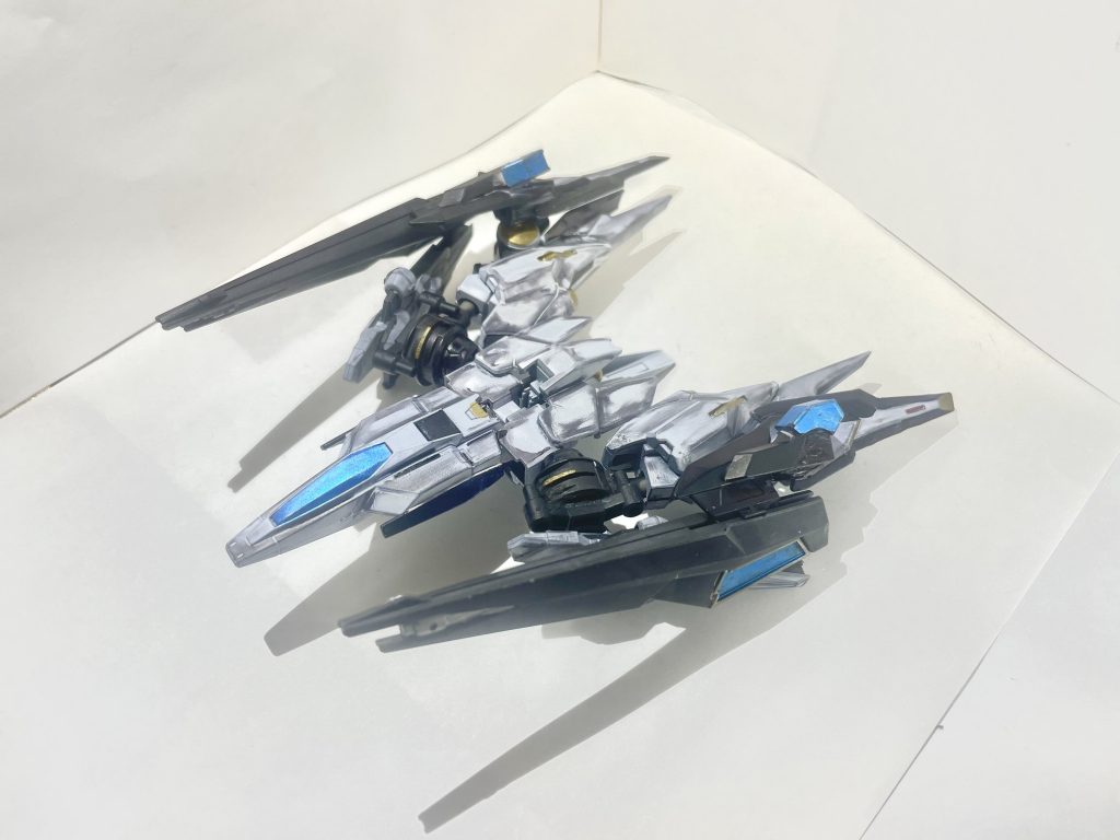 支援機   コンクエスターユニット今回水星コンに参加するために急遽製作したクラウゼルの追加装備です。大型ライフルでの支援を行います。