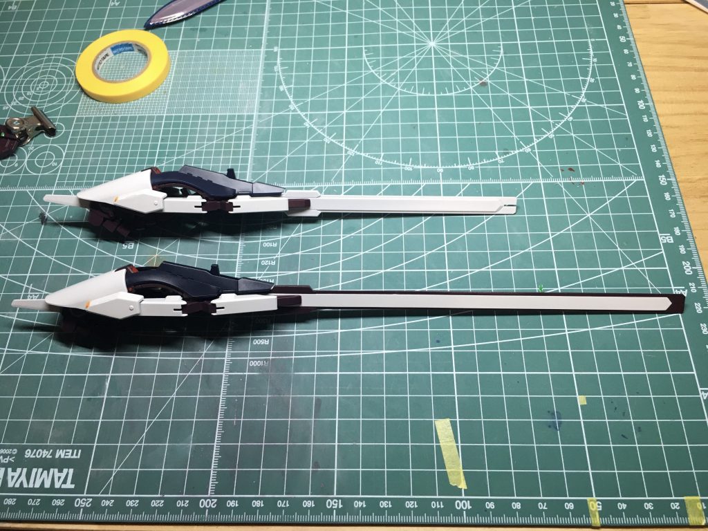 ブレードはプラ板の貼り合わせで新規作成。工作スキル不足により、根元が緩くなってしまったのが今後の課題。