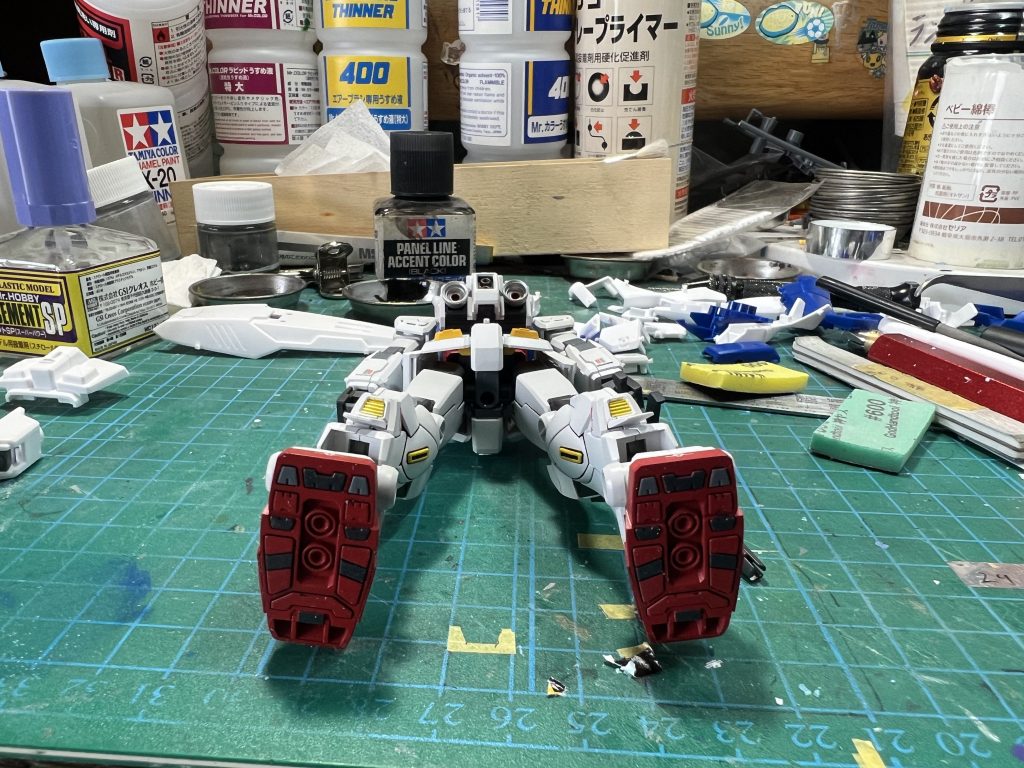 脚裏も塗り分けしてます