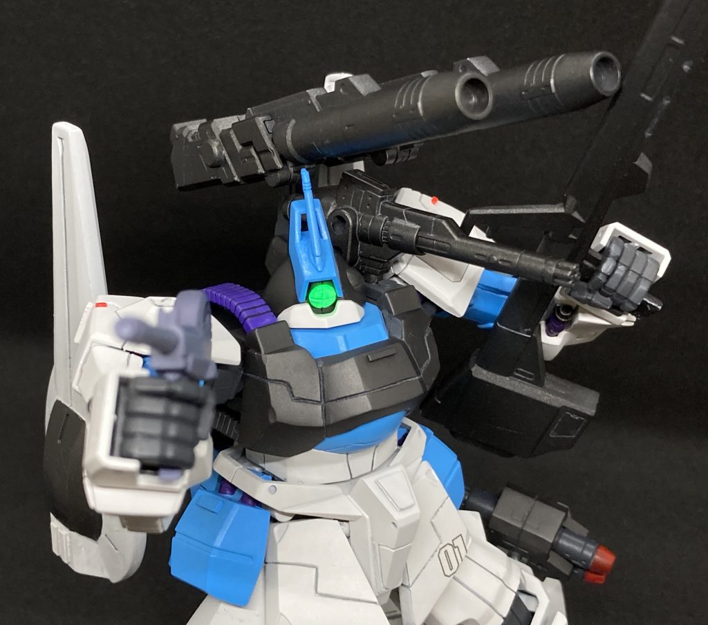 そこだッ！そういえば装備している武器の数を改めて数えてみたのですが、・クレイバズーカ・ビームピストル×2・ビームサーベル・バルカンファランクス・拳部多目的ランチャー(設定)・ビームバズーカ・二連装キャノン・肩部ガトリング砲・脚部ミサイルポッド×2とその数計9つでした。多いなぁ(゜Д゜)