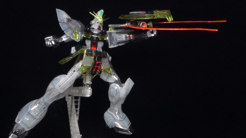 ガンダムサンドロック(クリアカラー)–3枚目/制作者：セリカ3