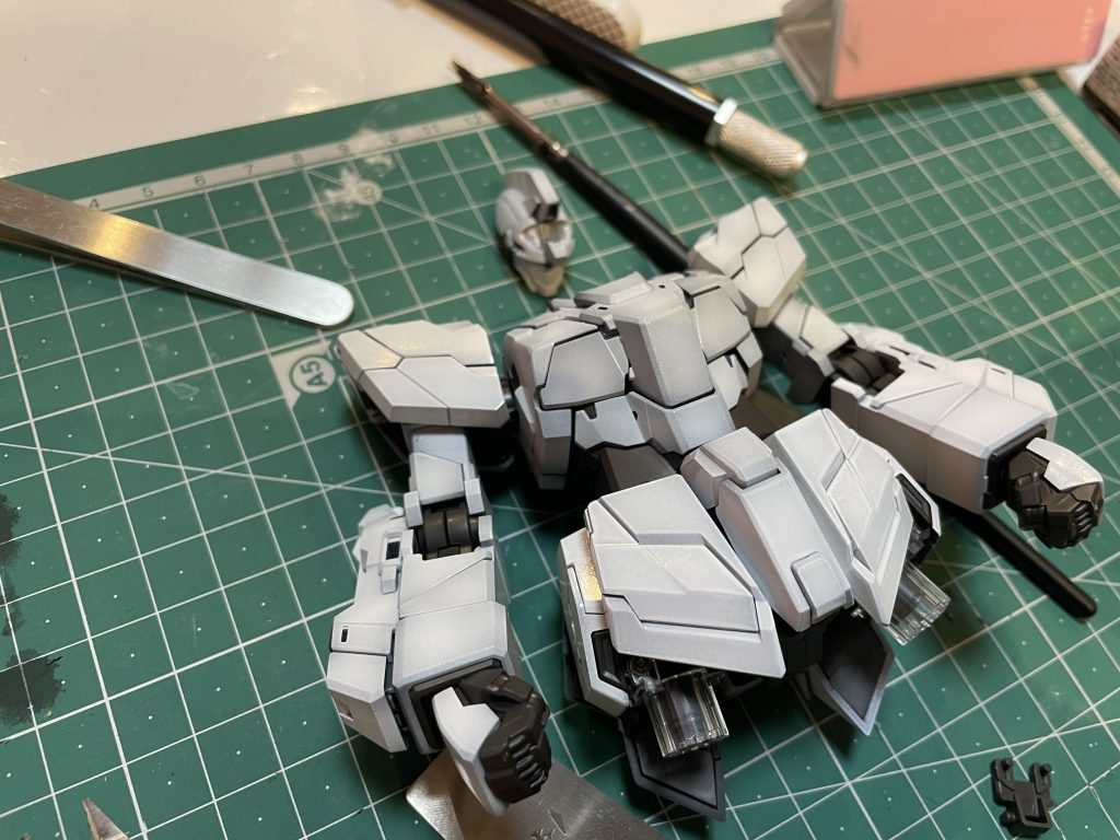 いよいよ組み立て、全貌が見えてきたら一気にテンションあがります。ただこの仮組みはデカールを貼るため&つや消しを吹くためだけの仮組みになります🥴