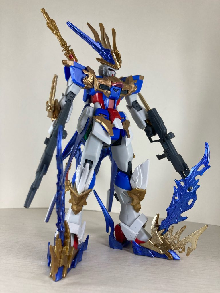 悟浄シルエット装備形態。シルエットと言うよりレッグフライヤーを換装した姿。その足はあらゆる地形の影響を受けず、空中を蹴ることさえ出来る。機動力を活かした射撃と、両足の蒼炎刃による攻撃を行う。